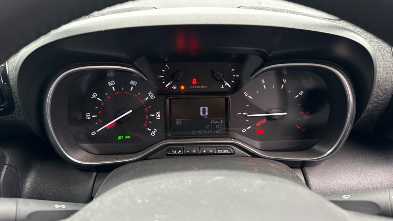 Citroen C3 Aircross 1.2 PureTech 110 Shine Plus 5dr Petrol Hatchback